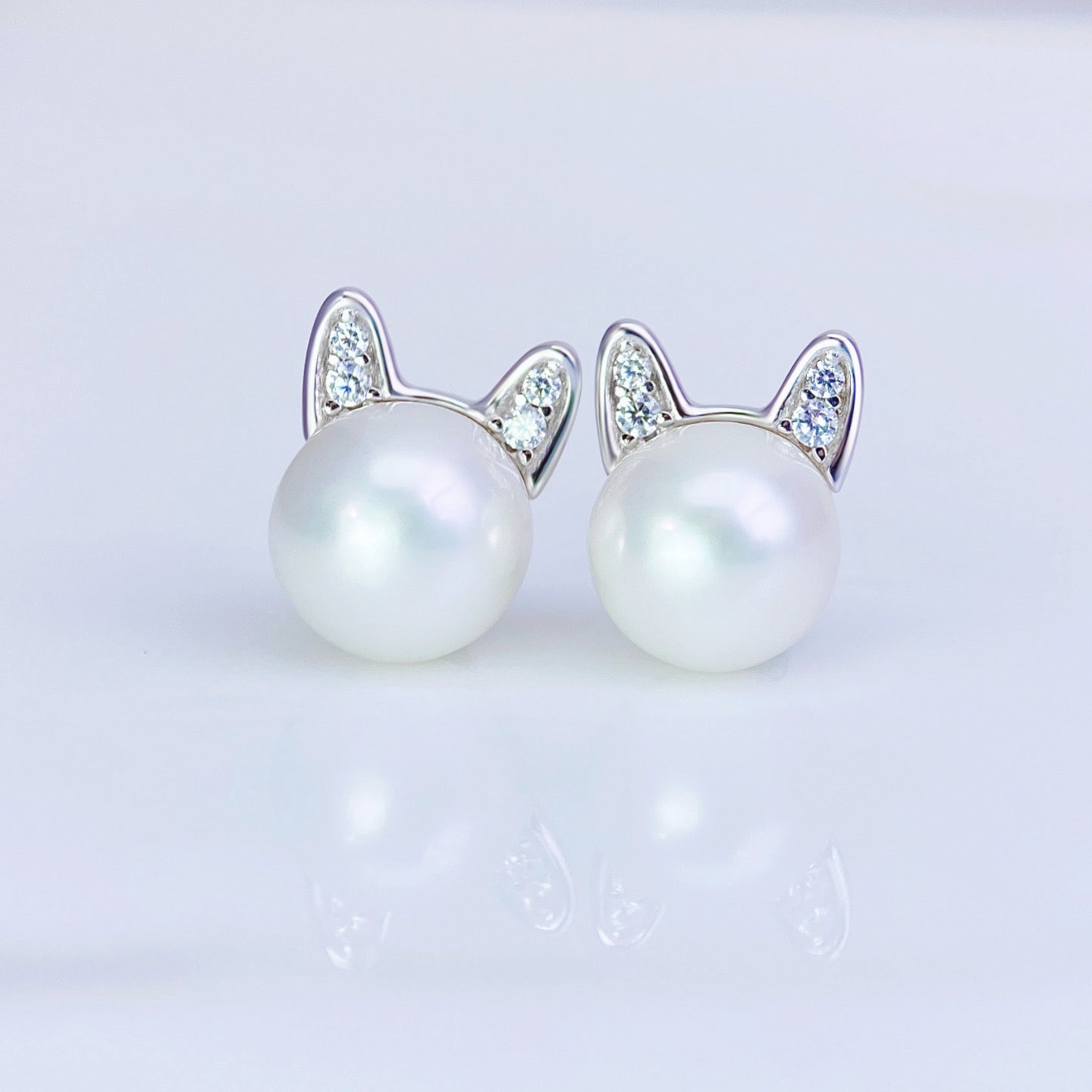 Aura Silver - Pearl Sterling Silver Stud Earrings